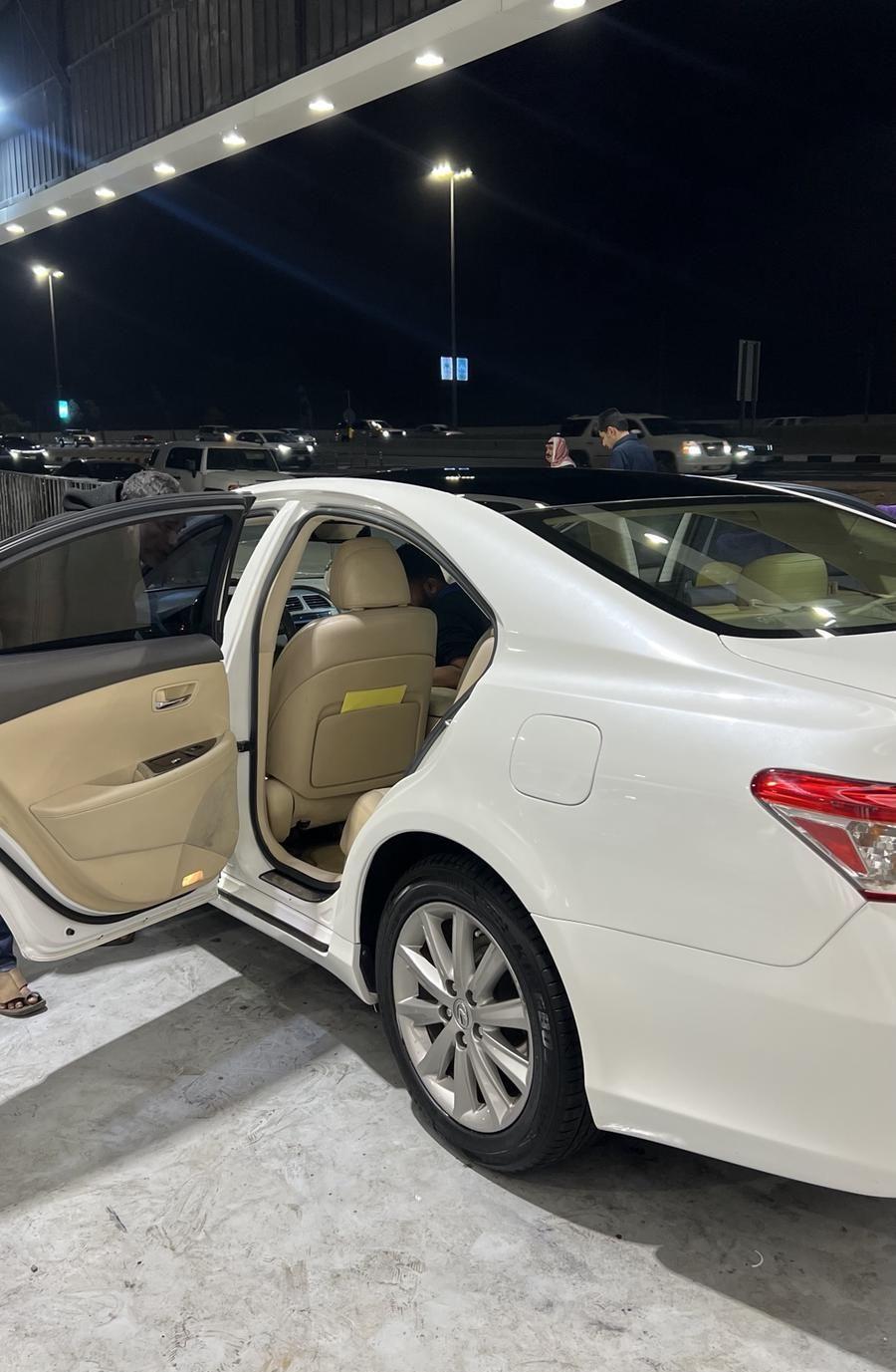 لكزس es350 2012