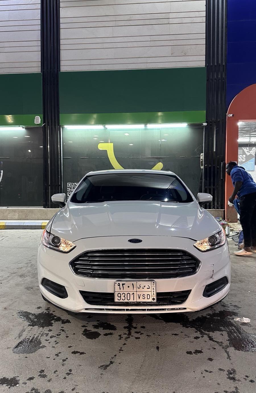 فورد مونديو او