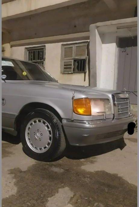 مرسيدس بنز 300seموديل1989