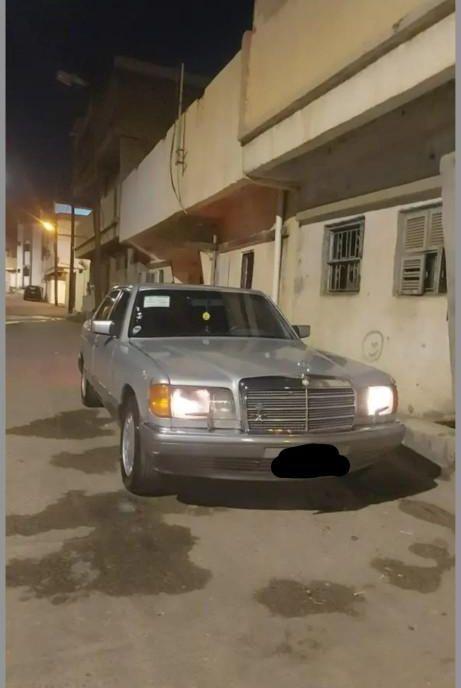مرسيدس بنز 300seموديل1989