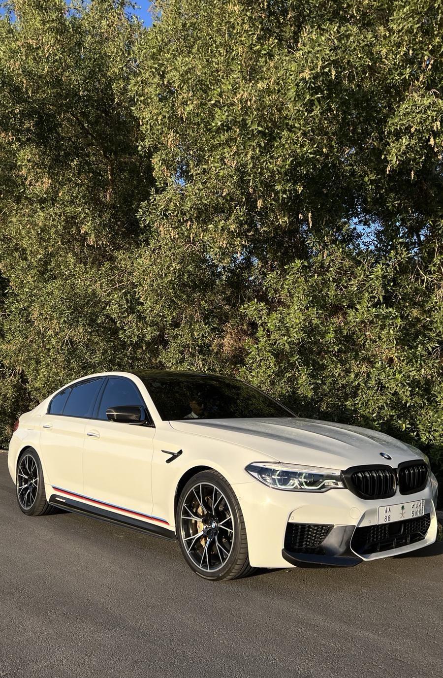 BMW M5 