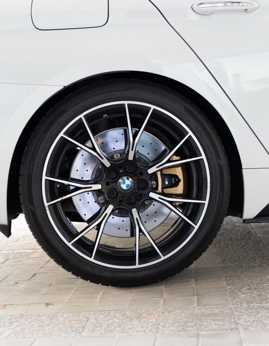 BMW M5 
