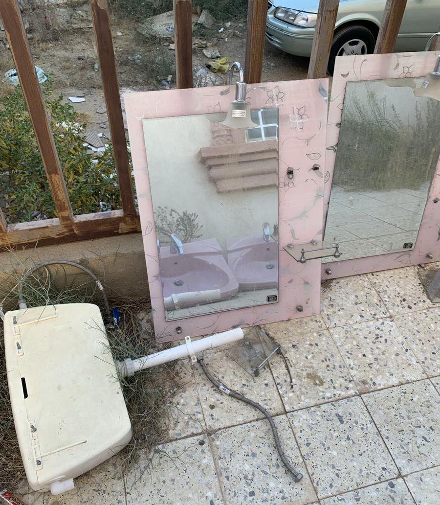 غسالات ومرايات مغاسل