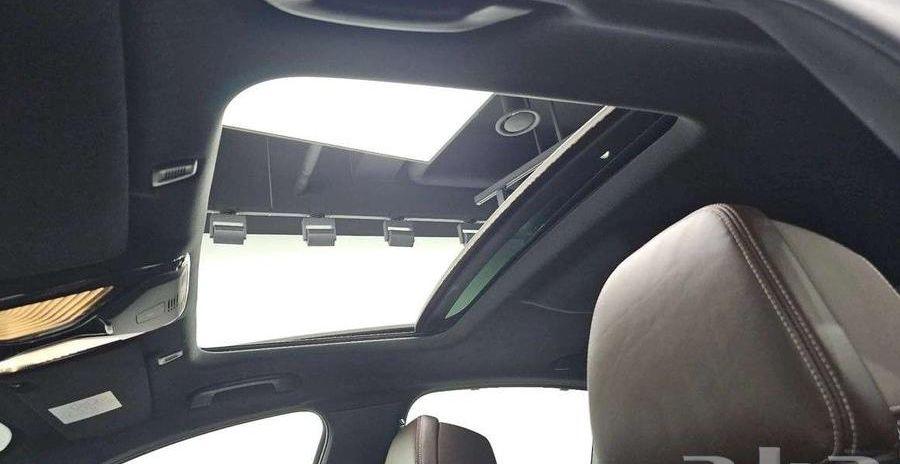 BMW M550i 2021