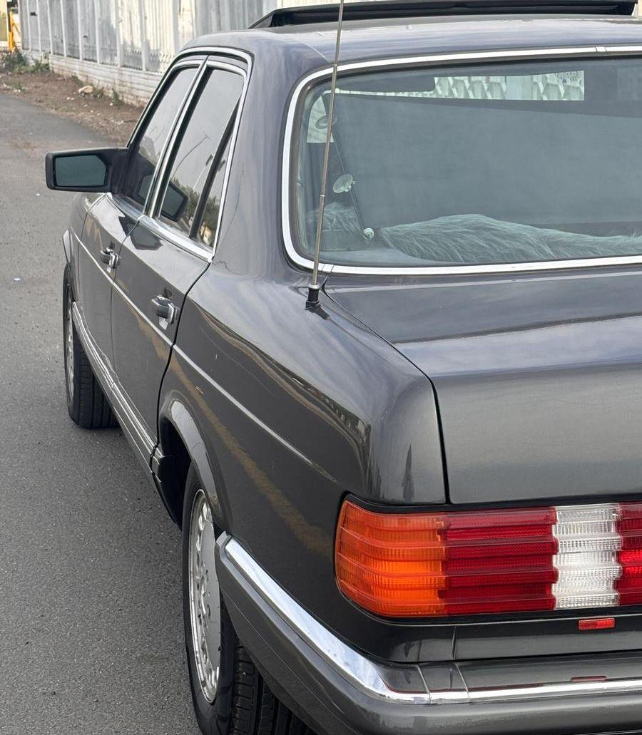 مرسيدس بنز w126