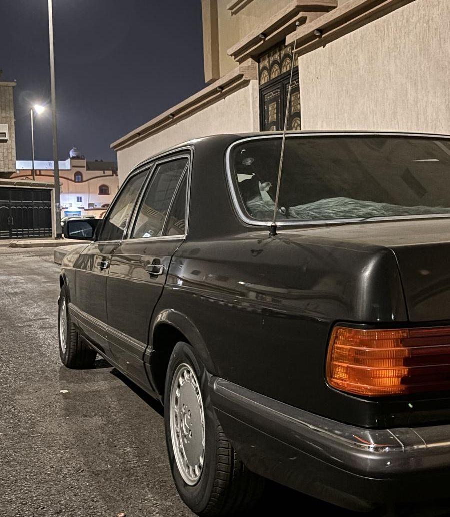 مرسيدس بنز w126