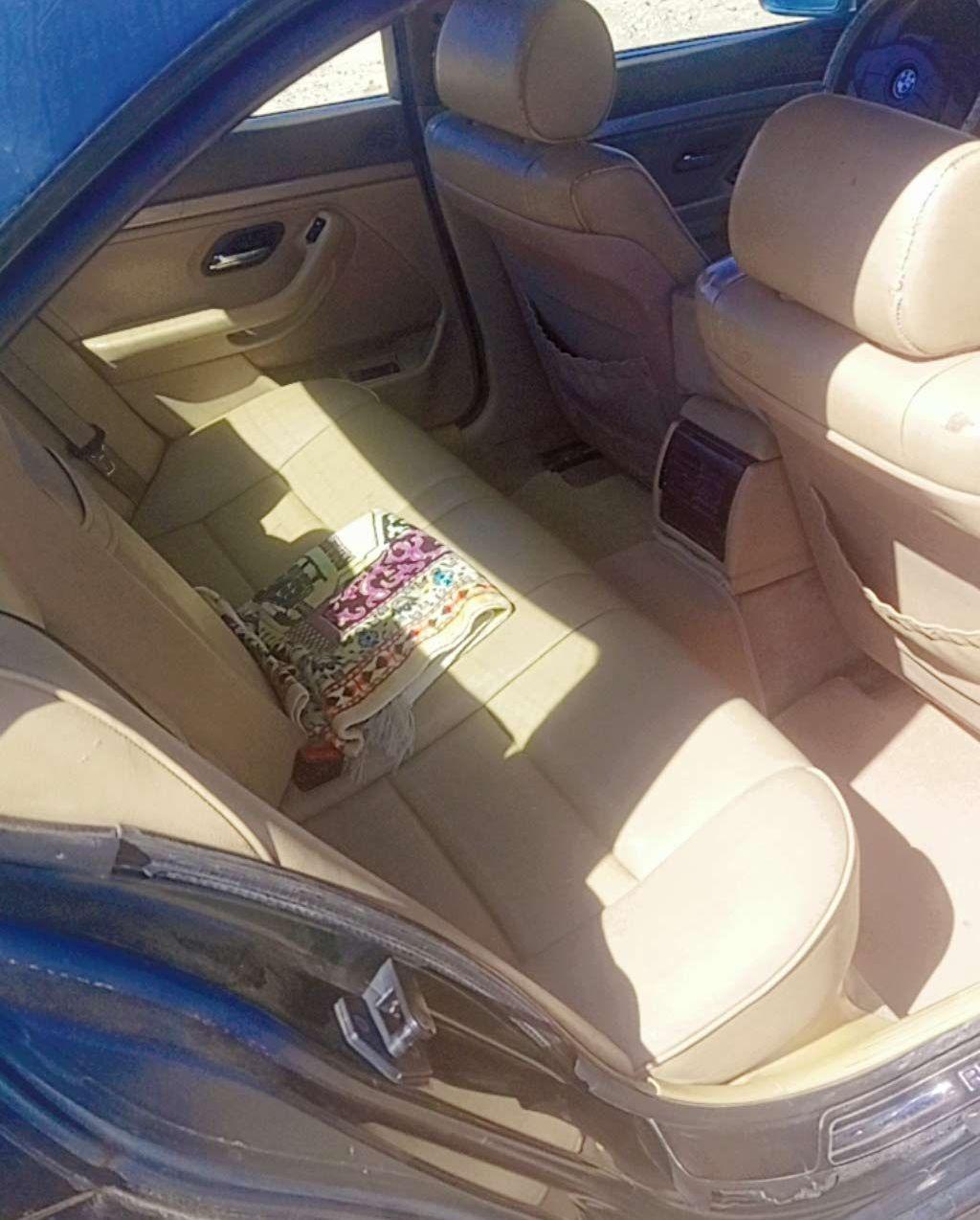 2000, بي ام
