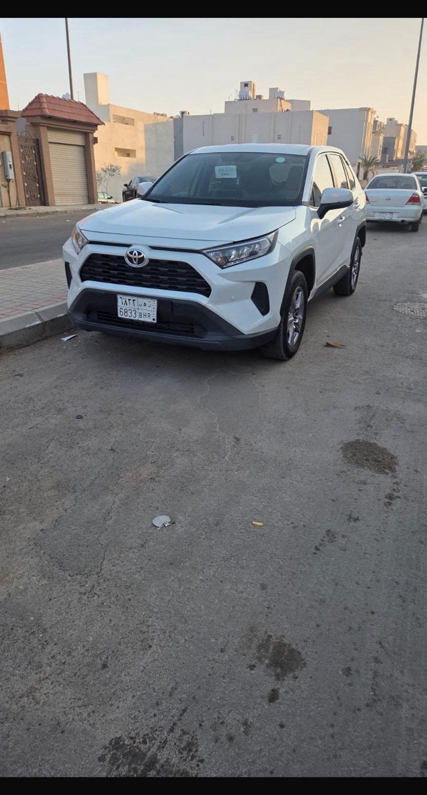 سيارة راف فور