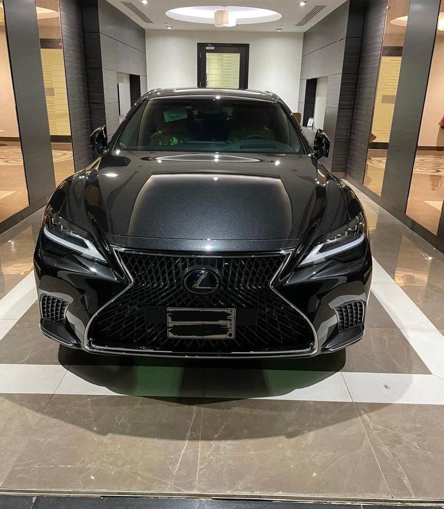 لكزس LS 500h