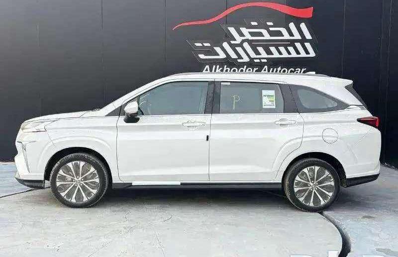 فيلوز 2025 سيارة
