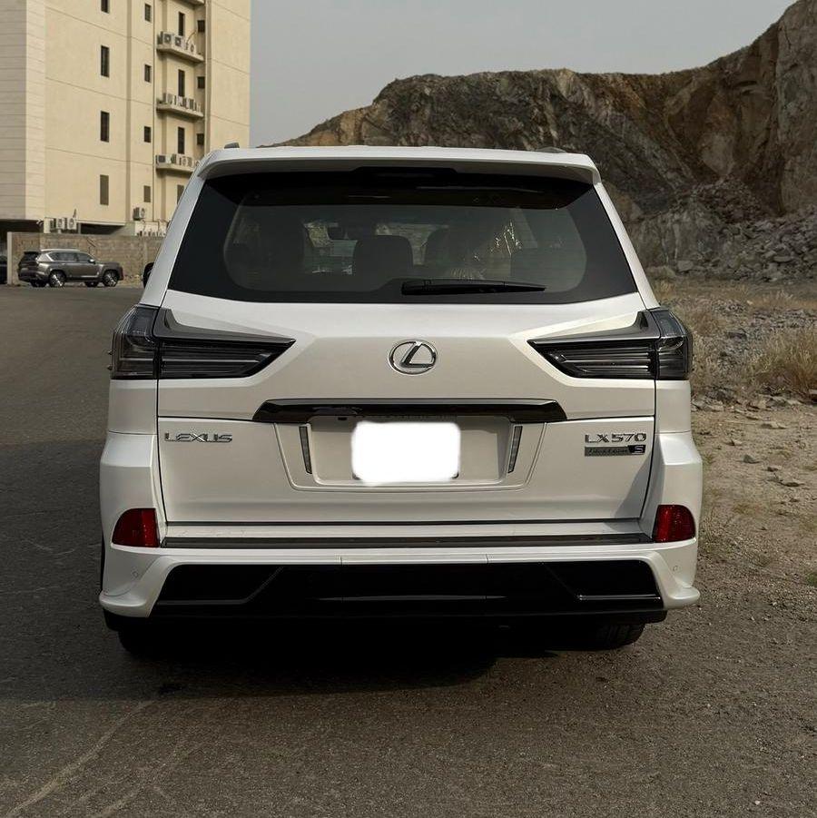 لكزس 21 بلاك