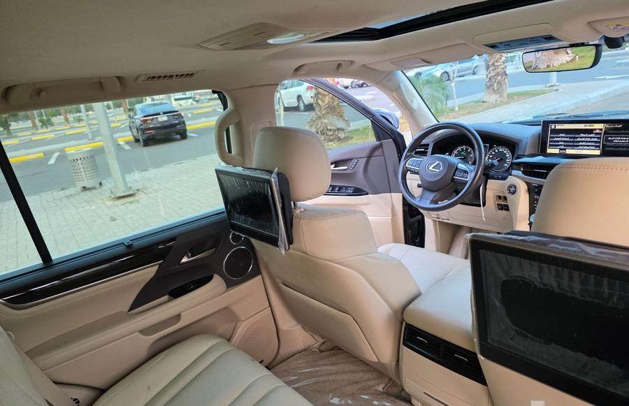 لكزس LX570 قمة