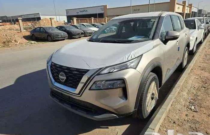 نيسان اكستريل ستاندر