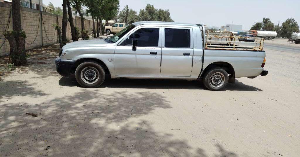 2003 ميتسوبيشي L200
