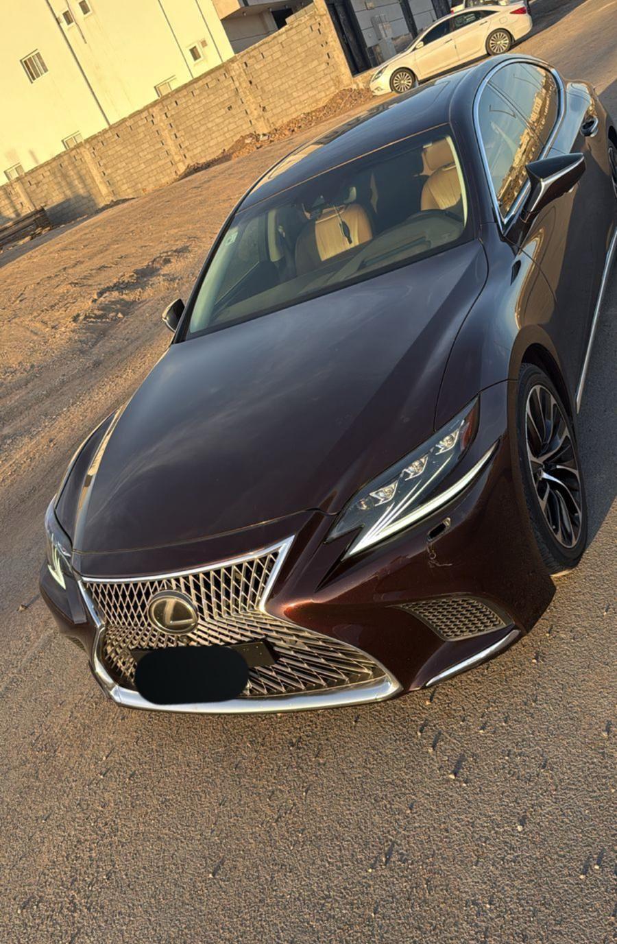 لكزس LS350 للبيع