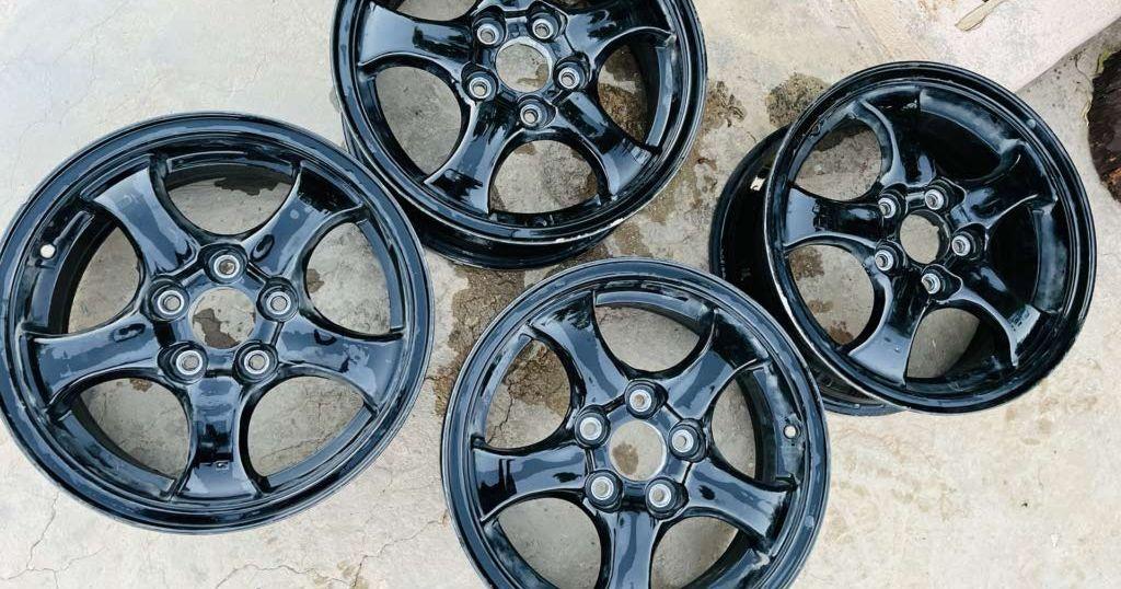 جنوط 16 للبيع