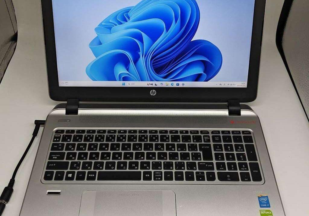 لابتوب HP تتش