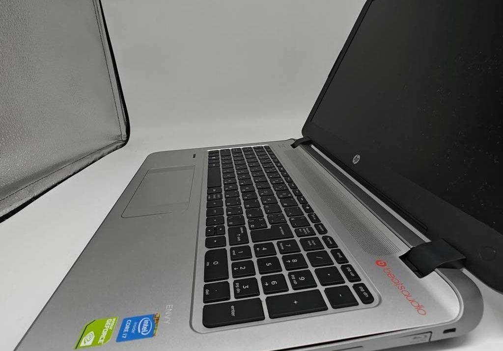 لابتوب HP تتش