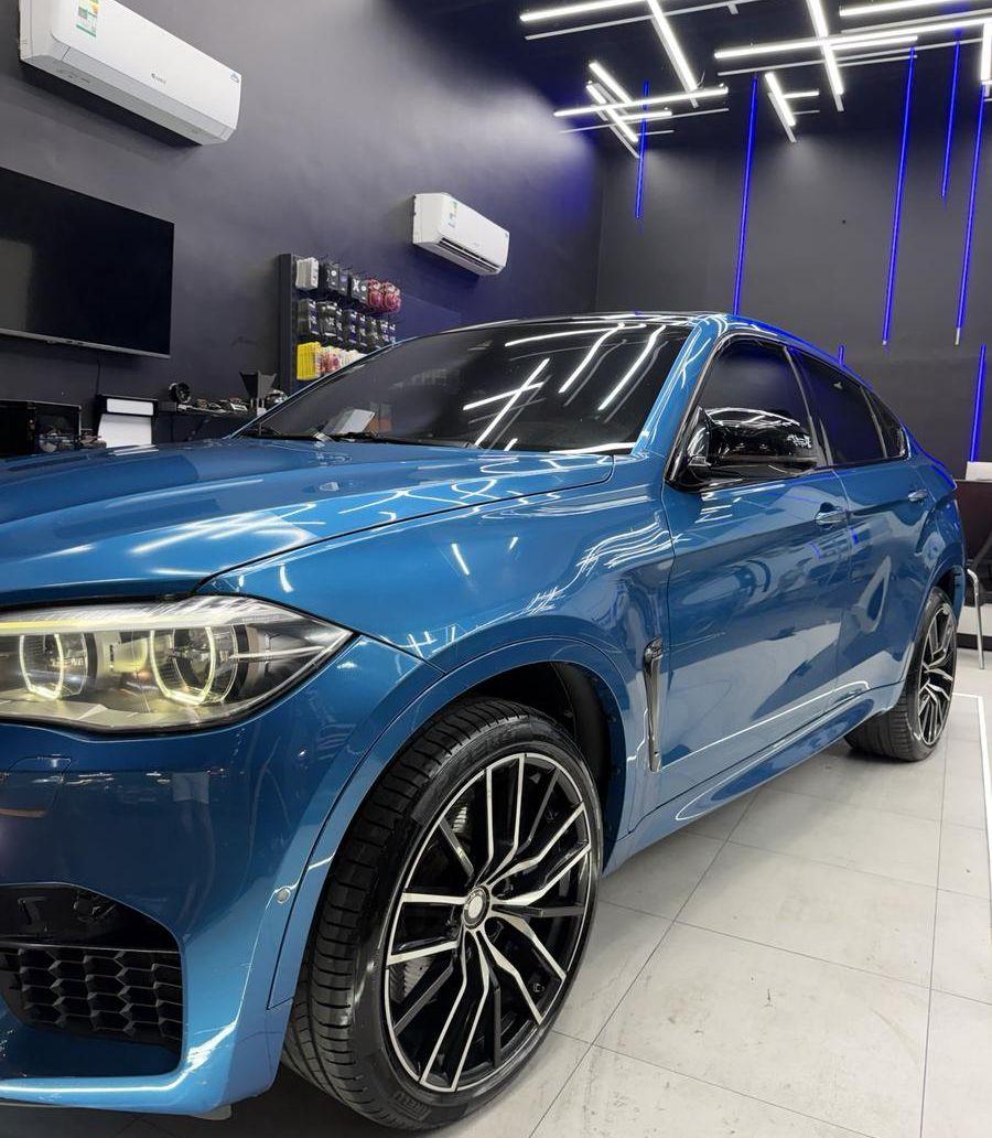 بي ام X6