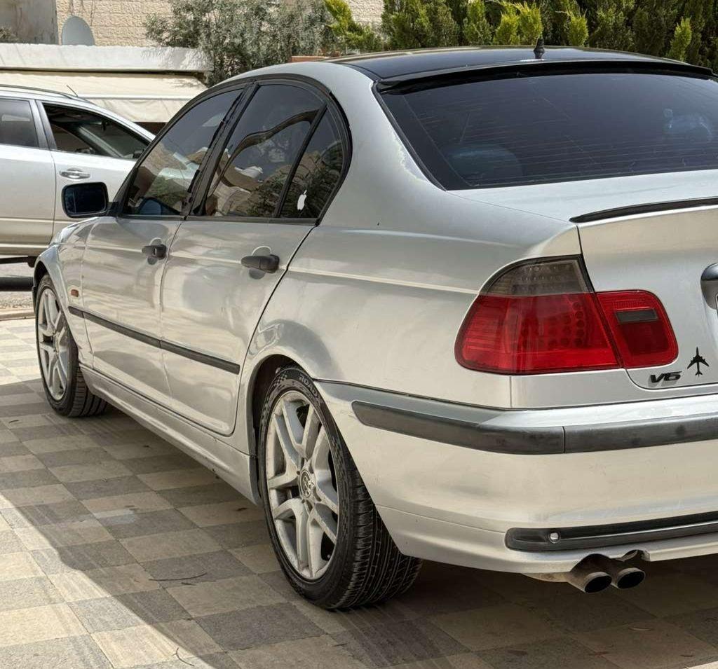 2000, بي ام