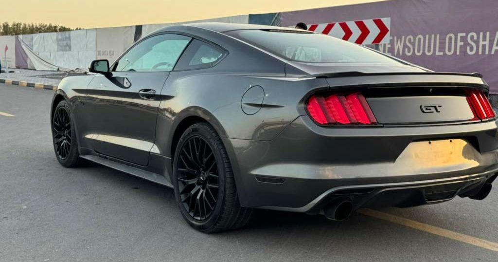 2015 فورد موستانج