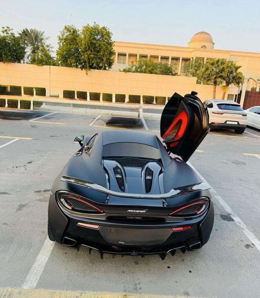 مكلارين S570