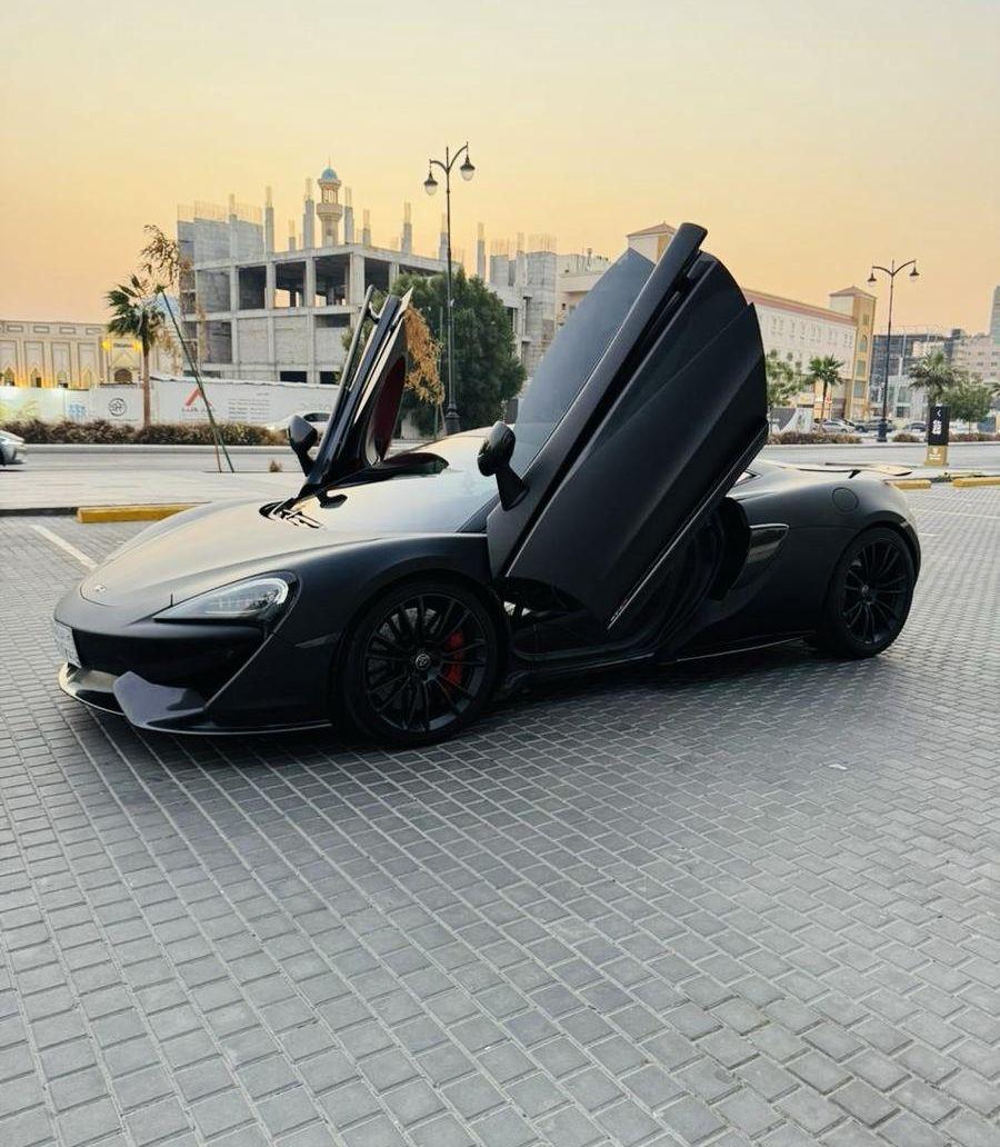 مكلارين S570
