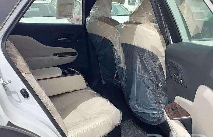 تويوتا كراون بريميوم