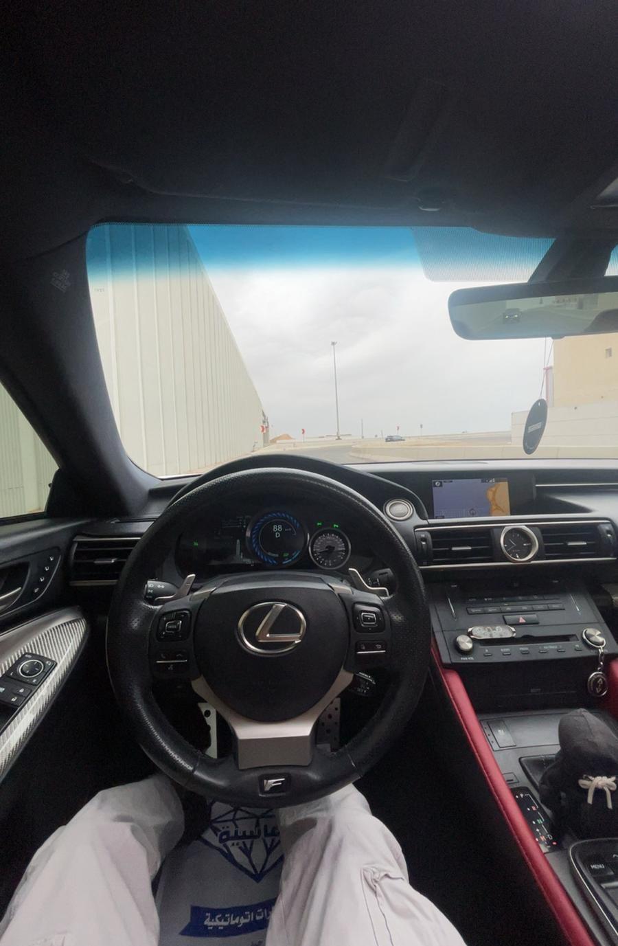 لكزس RCF v8