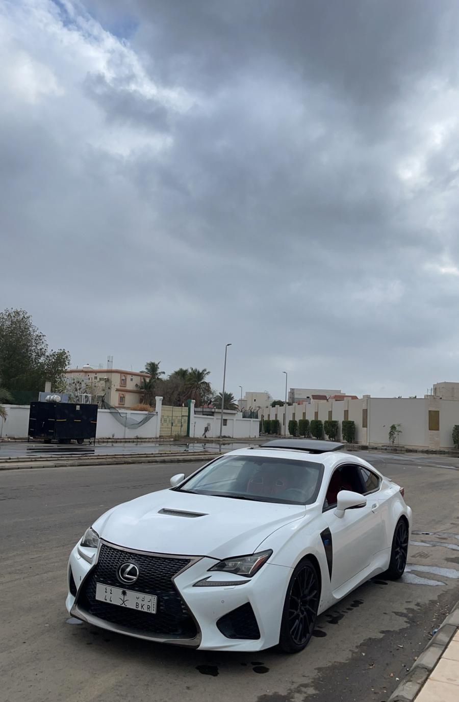 لكزس RCF v8