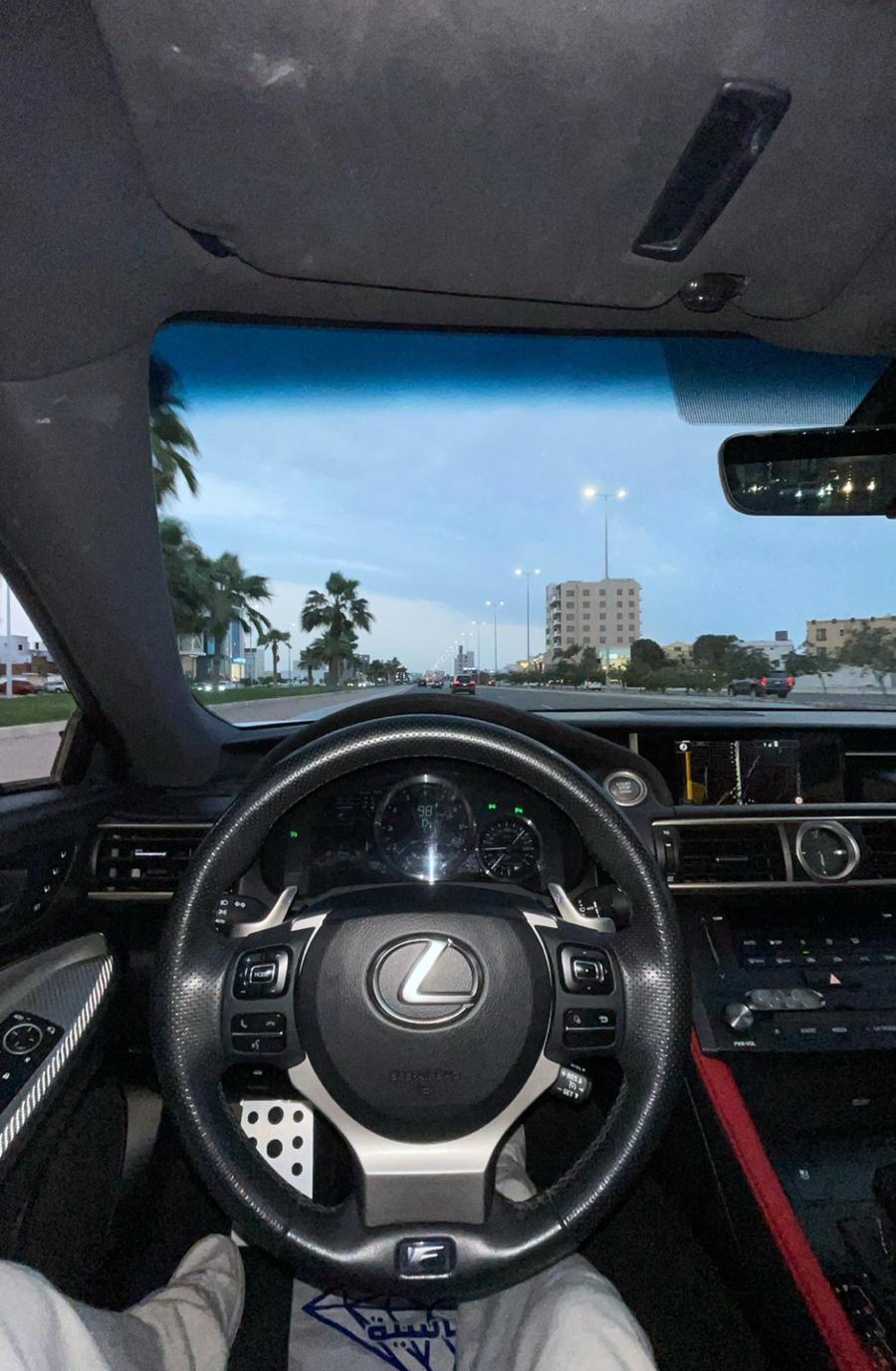 لكزس RCF v8