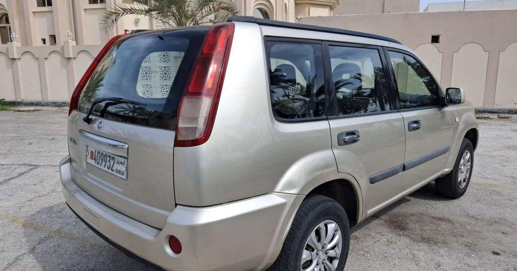 2011 نيسان X-تريل