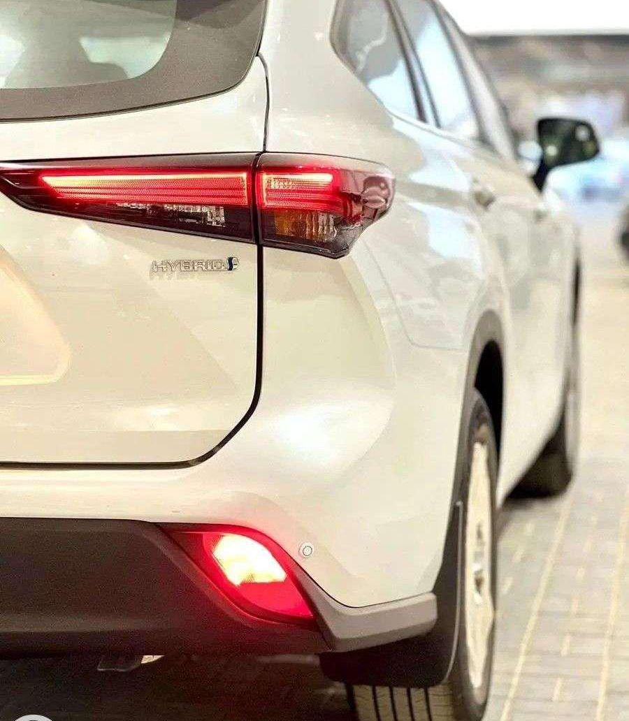 تويوتا هايلندر ستاندر