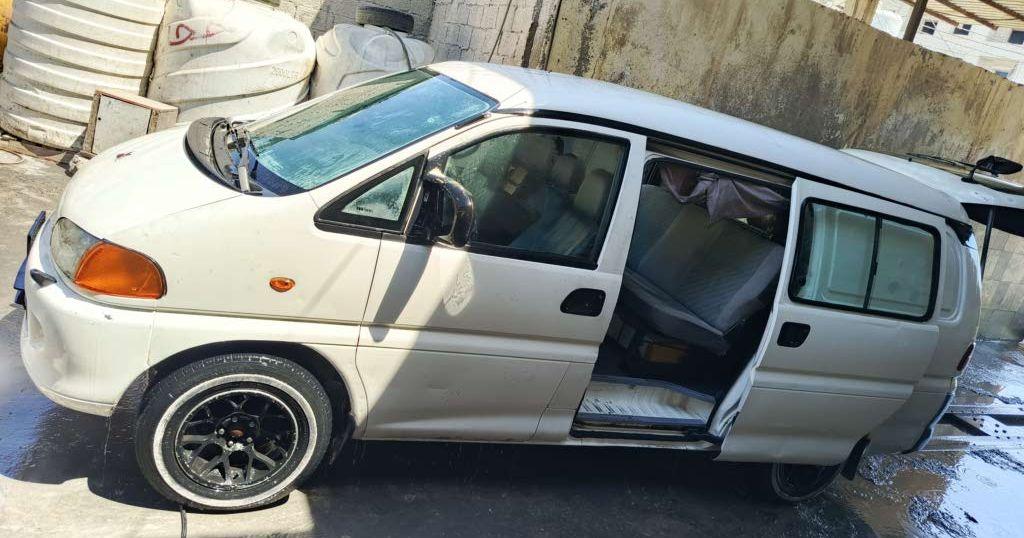 1997, ميتسوبيشي, l400