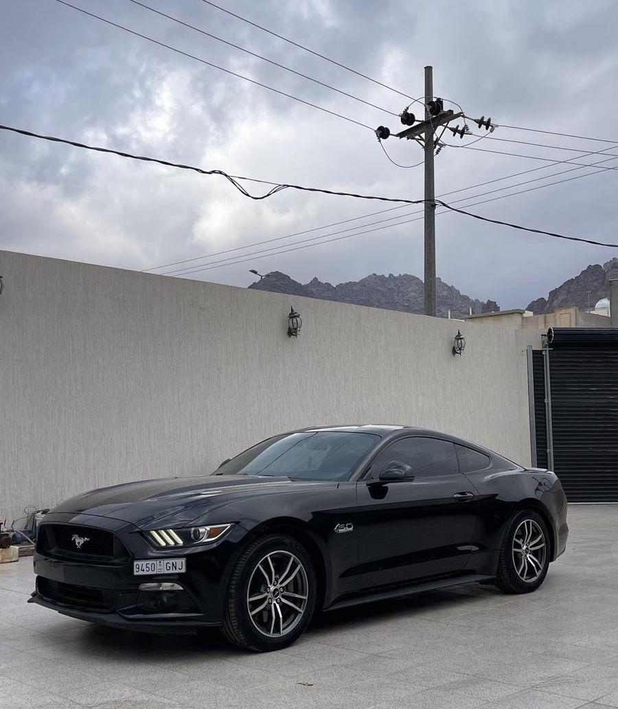 موستنج gt 2015