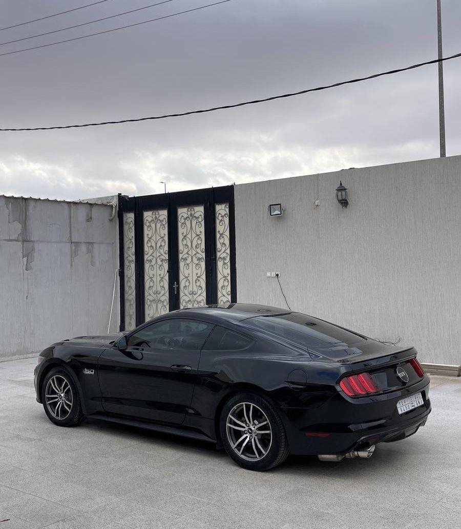 موستنج gt 2015