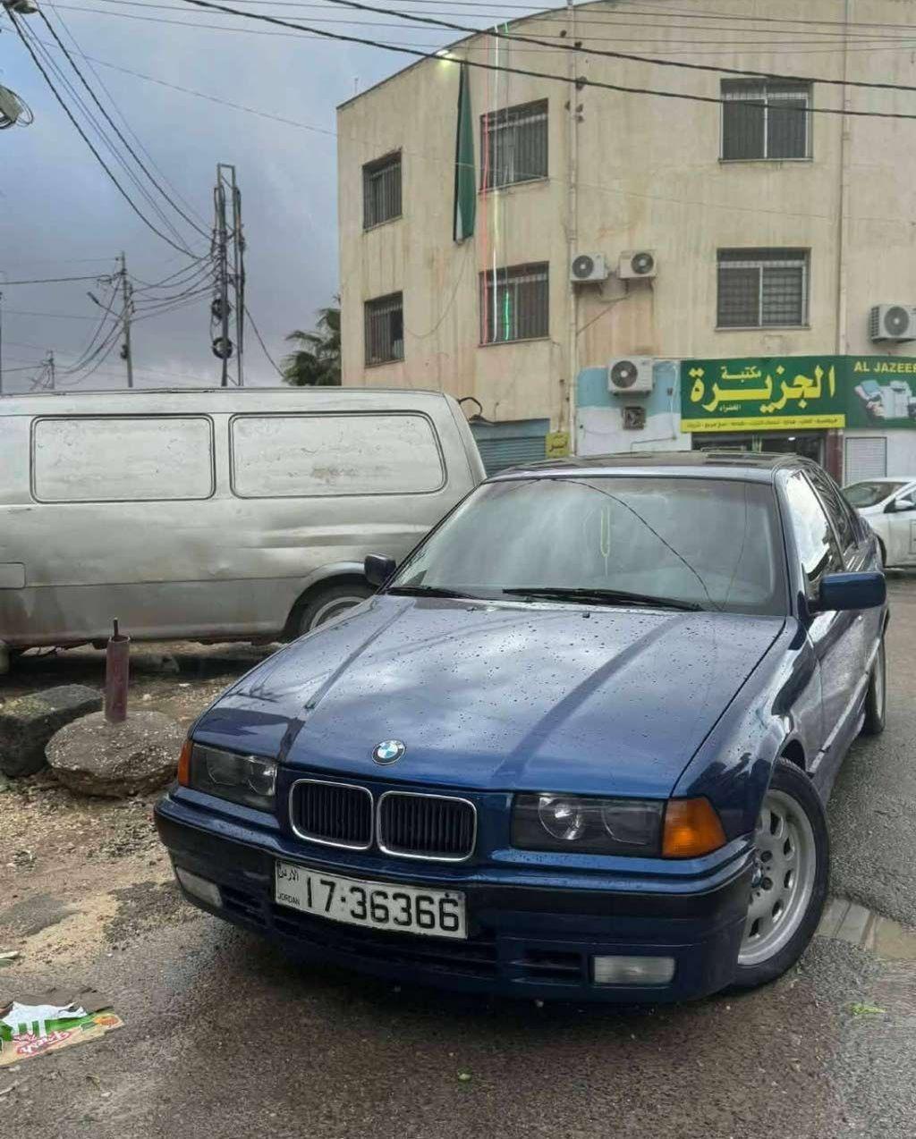 1993, بي ام