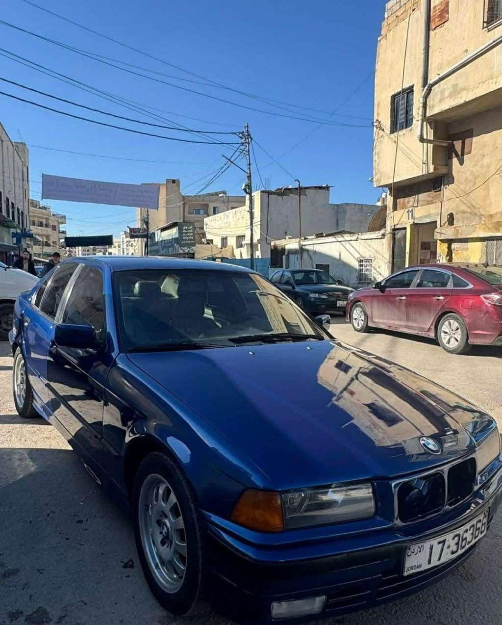 1993, بي ام