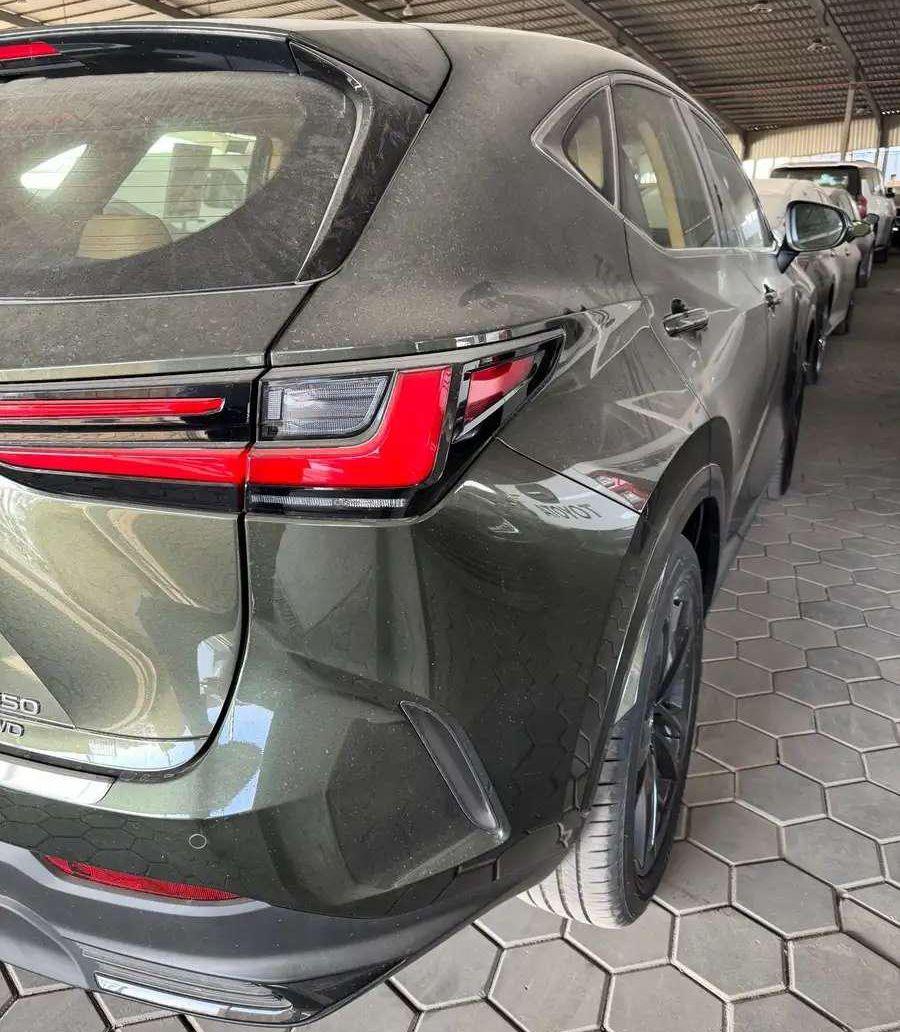 لكزس NX350 CC