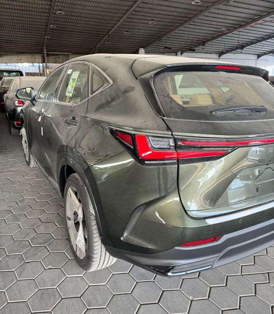 لكزس NX350 CC