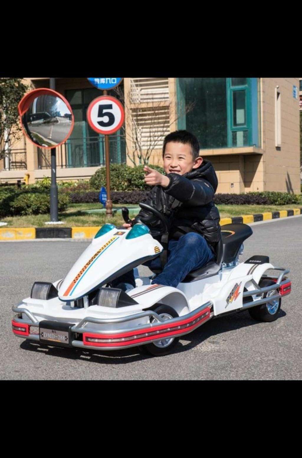 2025 بوجي جميع