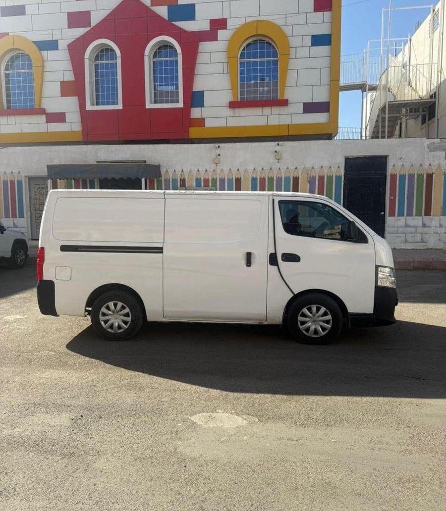 نيسان فإن بضاعة