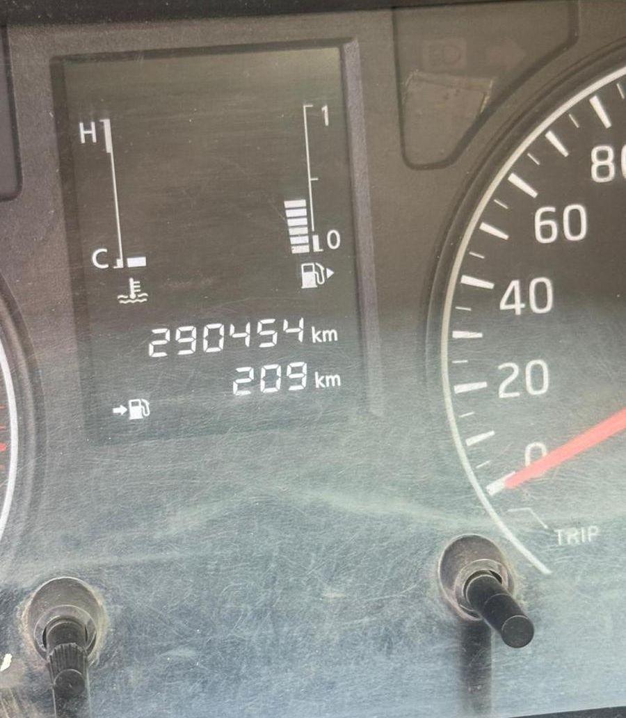نيسان فإن بضاعة