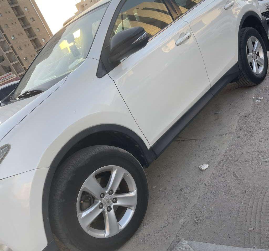 تويوتا راف فور