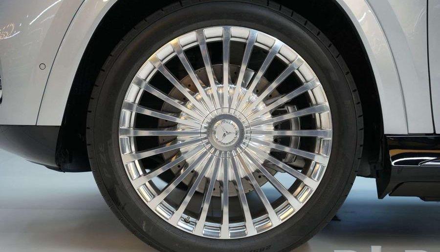 مرسيدس مايباخ GLS