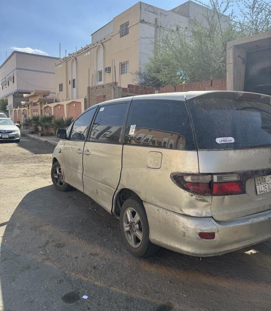 تيوتا بريفيا فل