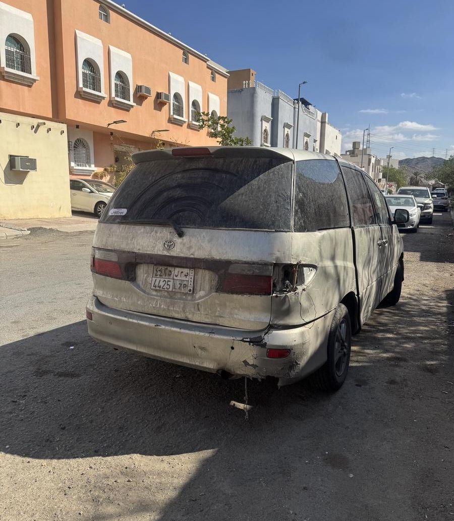 تيوتا بريفيا فل