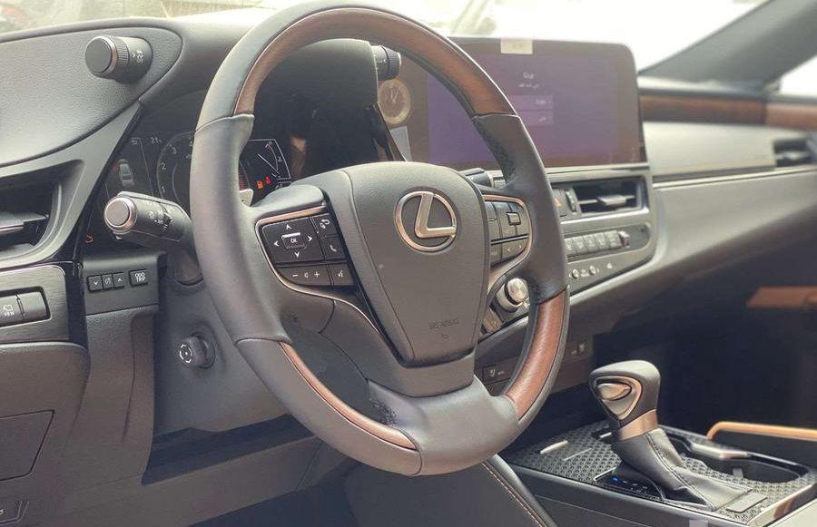 لكزس ES 350