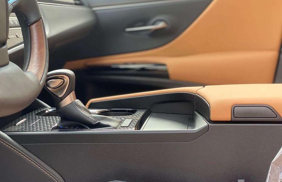 لكزس ES 350