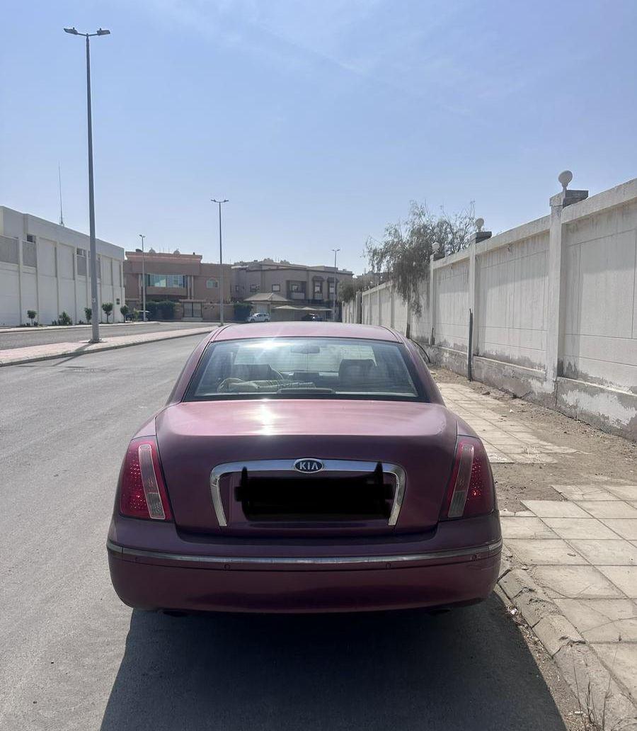 كيا اوبيروس 2009